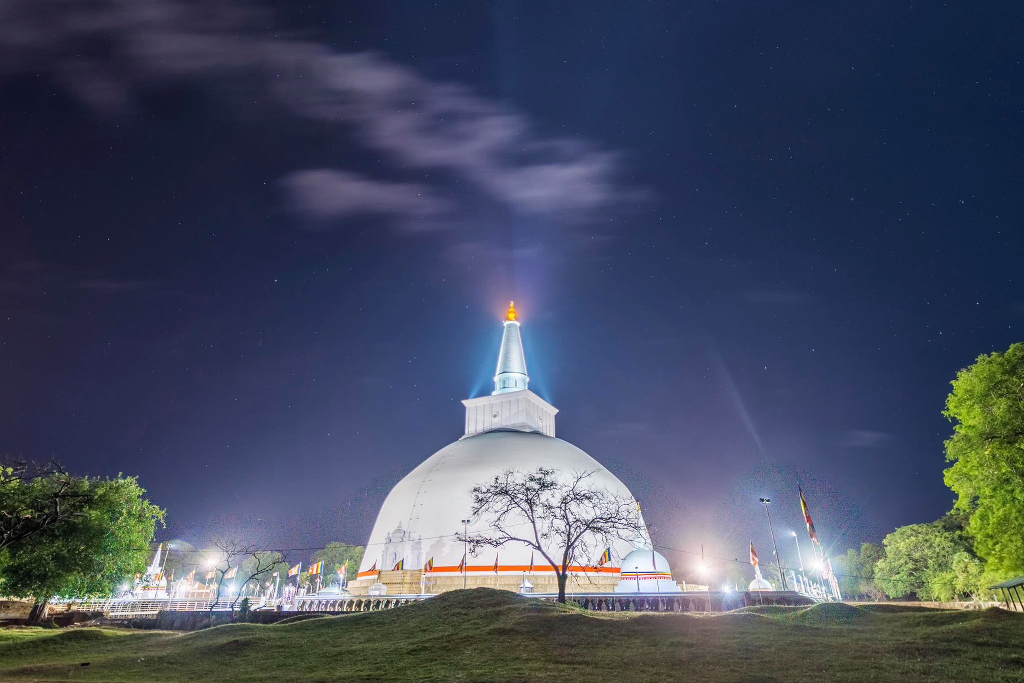  (Anuradhapura),   (Ruwanweli)