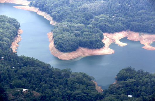   (Kotmale Reservoir)